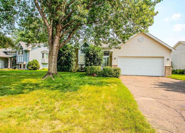 Property at 1401 Benson Blvd W, Stillwater, MN 55082, 4 beds, 2 baths