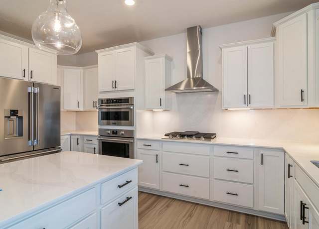 Property at 22441 Olivia Ct, Rogers, MN 55374, 4 beds, 3 baths