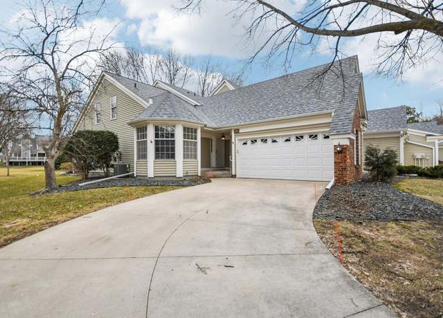 Property at 4311 Pond View Dr, White Bear Twp, MN 55110, 3 beds, 3 baths