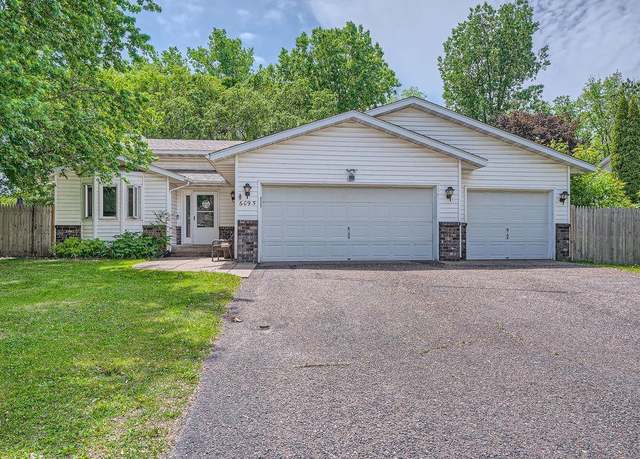 Property at 6095 22nd St N, Oakdale, MN 55128, 3 beds, 2 baths