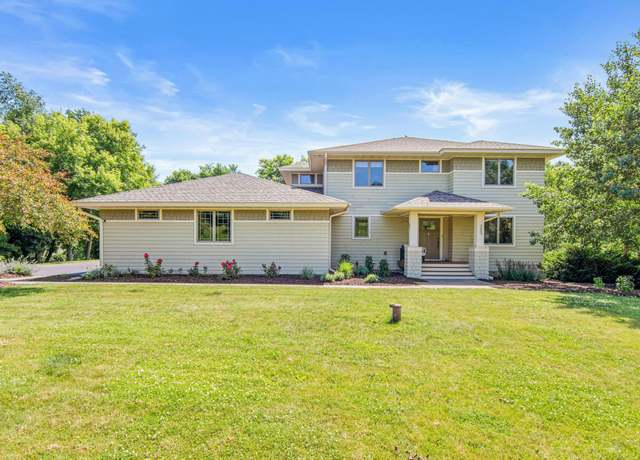Property at 753 Regal Rdg, Hudson, WI 54016, 4 beds, 4 baths