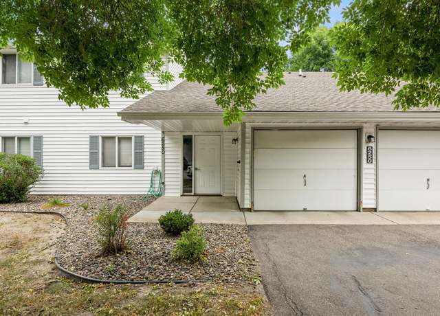 Photo of 6250 Magda Dr Unit D, Maple Grove, MN 55369