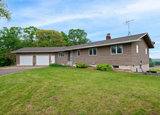 Property at 10555 140th St E, Hastings, MN 55033, 4 beds, 2 baths