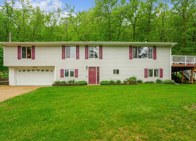 Property at W10005 710th Ave, River Falls, WI 54022, 3 beds, 3 baths