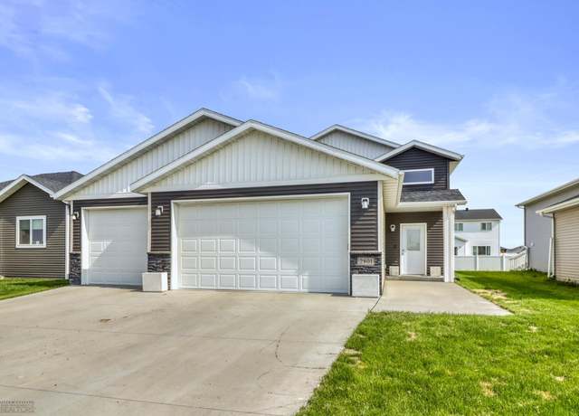 Property at 2801 72nd Ave S, Fargo, ND 58104, 5 beds, 3 baths