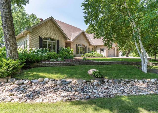 Property at 1911 Connell Dr, Fergus Falls, MN 56537, 3 beds, 3 baths