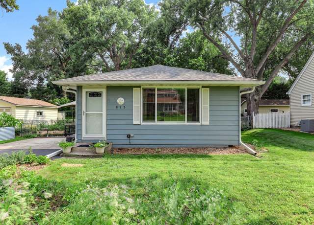 Property at 815 9th St W, Hastings, MN 55033, 4 beds, 2 baths