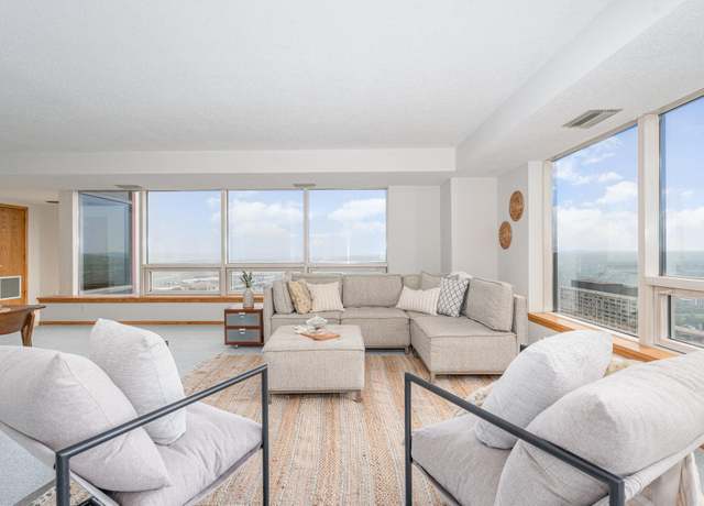 Property at 168 6th St E #4302, Saint Paul, MN 55101, 2 beds, 2 baths