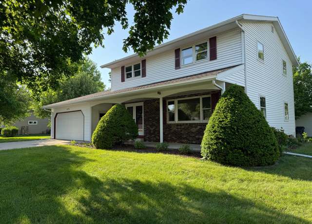 Property at 603 Dogwood Ave, Marshall, MN 56258, 4 beds, 4 baths