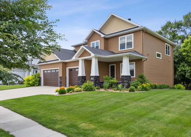 Property at 3702 Houkom Dr E, Fargo, ND 58078, 5 beds, 4 baths