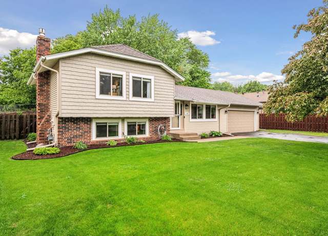 Property at 1686 Walnut Ln, Eagan, MN 55122, 4 beds, 2 baths