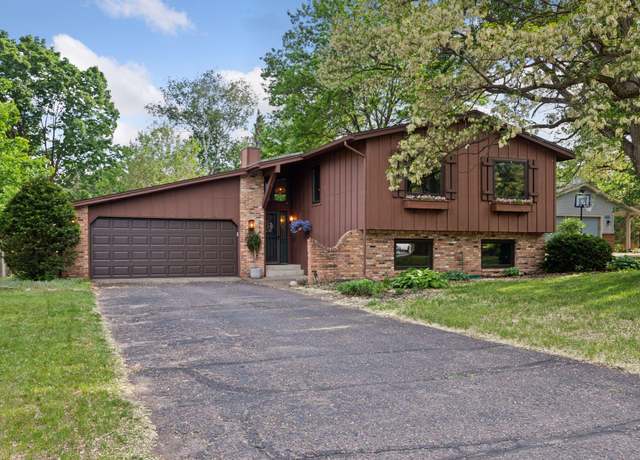 Property at 164 Wendy Ct, Shoreview, MN 55126, 5 beds, 2 baths