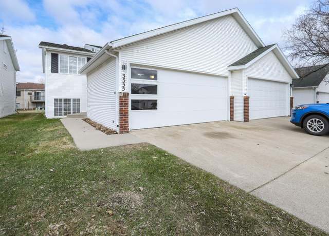 Property at 3535 31st St S, Fargo, ND 58104, 3 beds, 2 baths