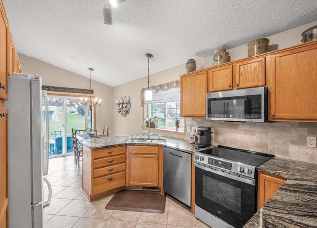 Property at 11419 17th St NE, Saint Michael, MN 55376, 4 beds, 3 baths