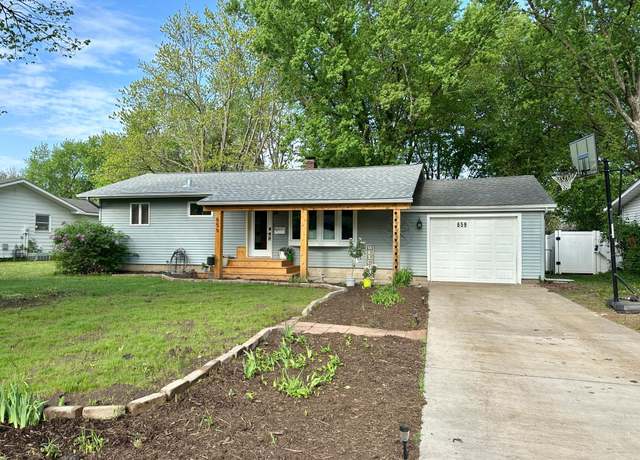 Property at 659 E Lincoln Rd, New Richmond, WI 54017, 3 beds, 2 baths