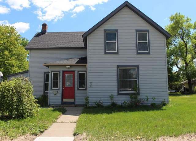 Property at 10 E Main St, Melrose, MN 56352, 4 beds, 2 baths