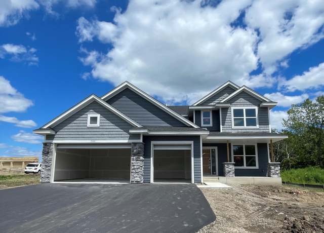 Property at 1900 Spruce Ct, Carver, MN 55315, 4 beds, 3 baths