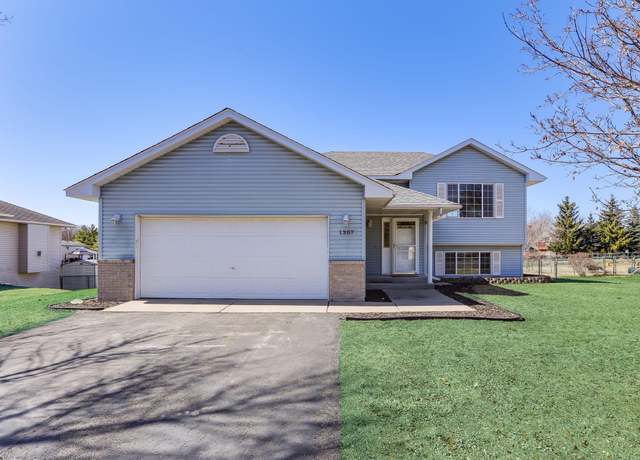 Property at 1307 Widgeon Way, Buffalo, MN 55313, 3 beds, 2 baths
