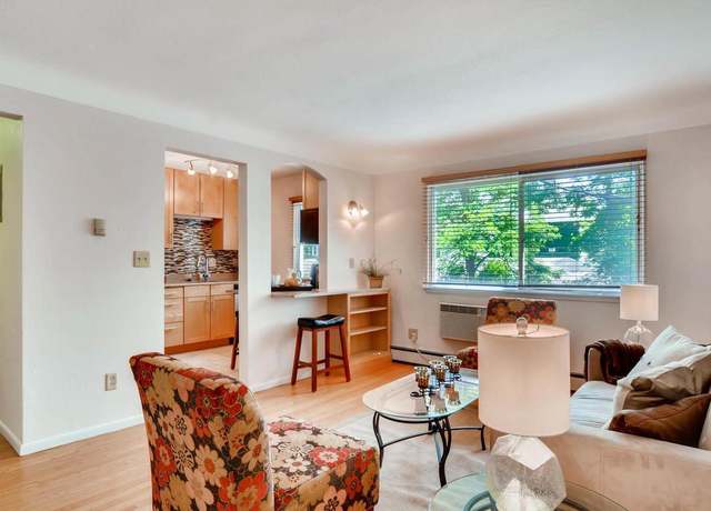 Property at 656 Ashland Ave #11, Saint Paul, MN 55104, 1 bed, 1 bath