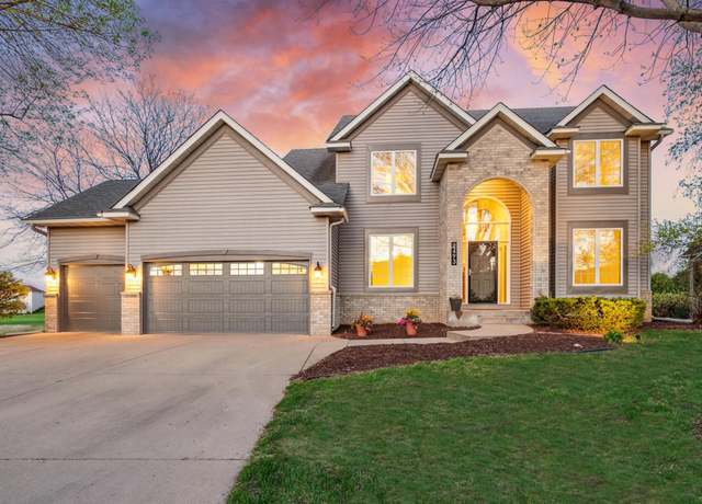Property at 2493 Lone Eagle Trl, Woodbury, MN 55129, 3 beds, 3 baths