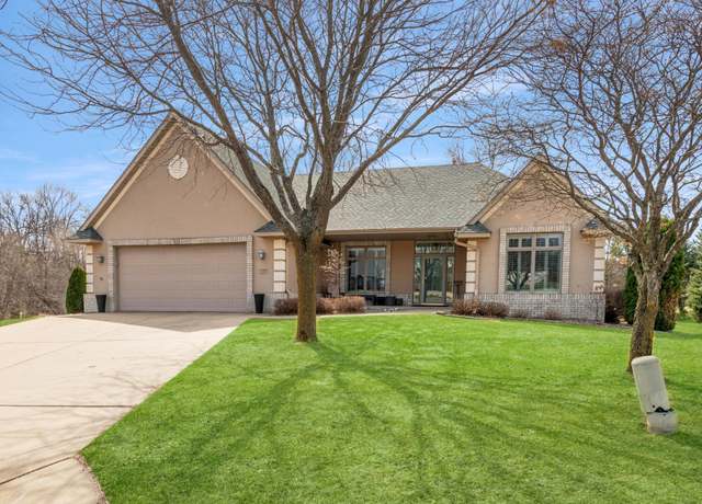 Property at 1508 Highland Trl, Saint Cloud, MN 56301, 4 beds, 3 baths