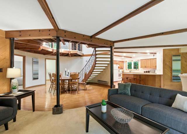Property at 6460 Lamar Ave S, Cottage Grove, MN 55016, 5 beds, 3 baths