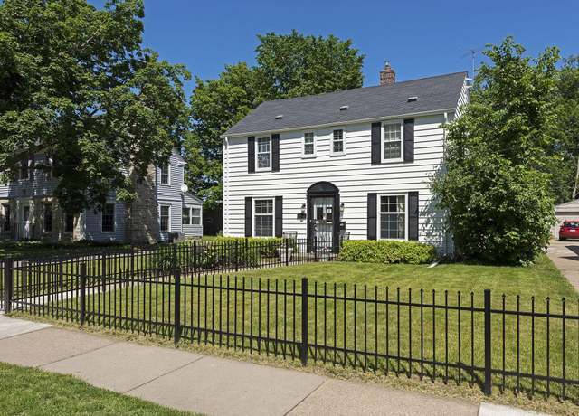 Property at 2613 Inglewood Ave S, Saint Louis Park, MN 55416, 3 beds, 3 baths