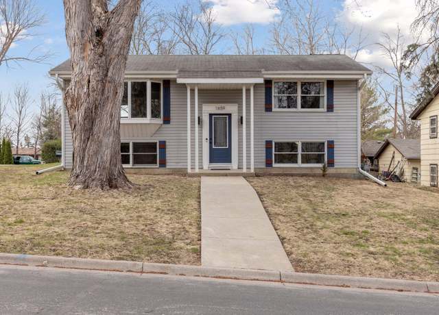 Property at 1659 Heron Ln, Mound, MN 55364, 5 beds, 2 baths