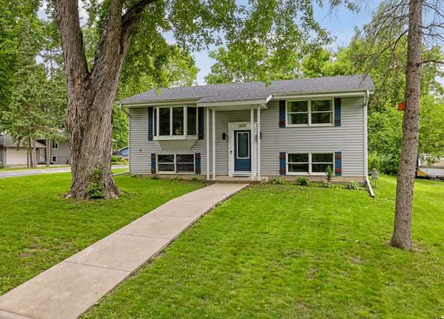 Property at 1659 Heron Ln, Mound, MN 55364, 5 beds, 2 baths