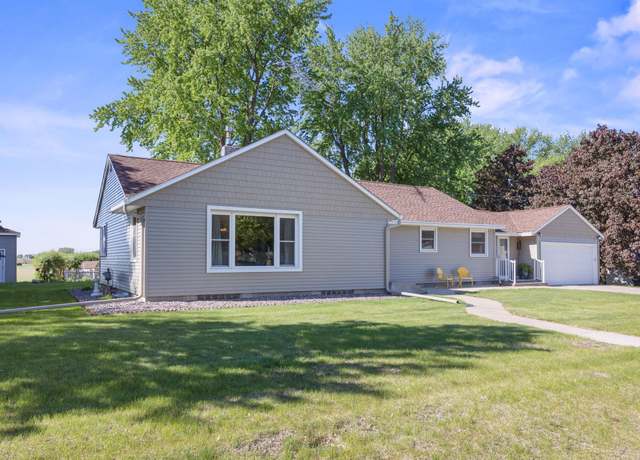 Property at 111 3rd St S, Brownton, MN 55312, 3 beds, 2 baths