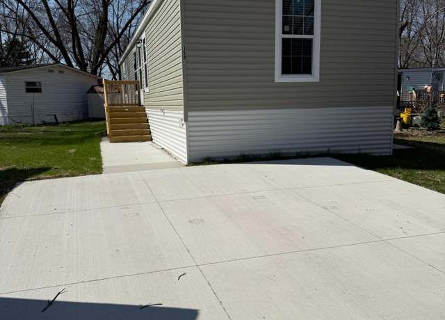 Property at 159 Laurinda Ln #37, Mankato, MN 56001, 3 beds, 2 baths