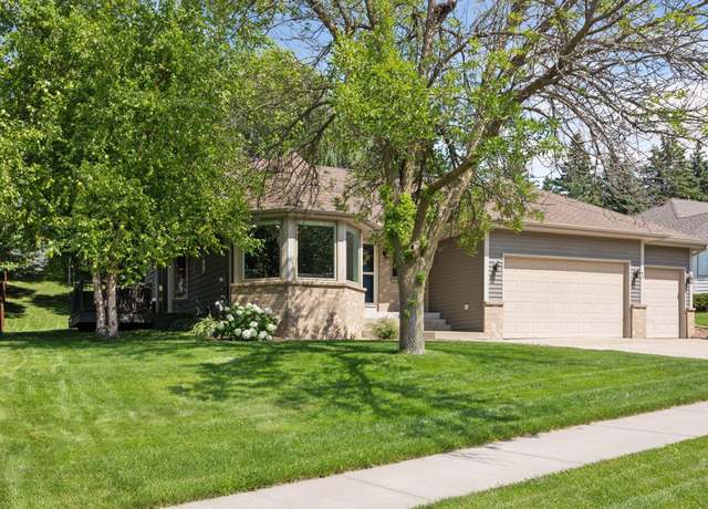 Property at 6746 Timber Crest Dr, Maple Grove, MN 55311, 4 beds, 4 baths