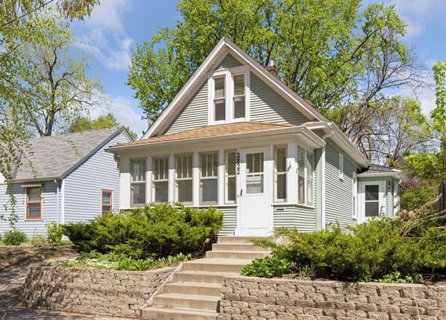 Property at 2822 E 29th St, Minneapolis, MN 55406, 3 beds, 1 bath