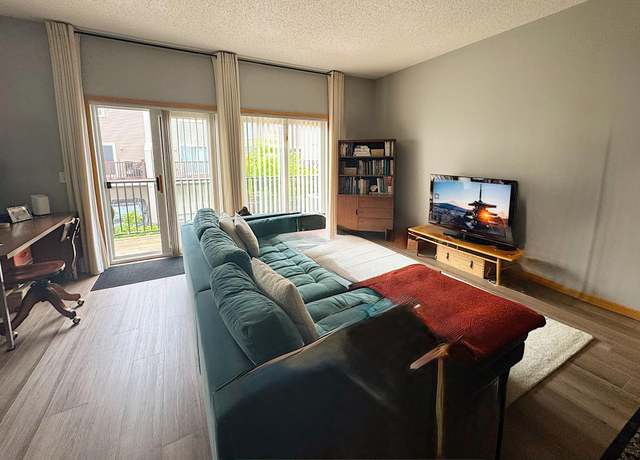 Property at 4332 Victor Path #6, Hugo, MN 55038, 2 beds, 3 baths