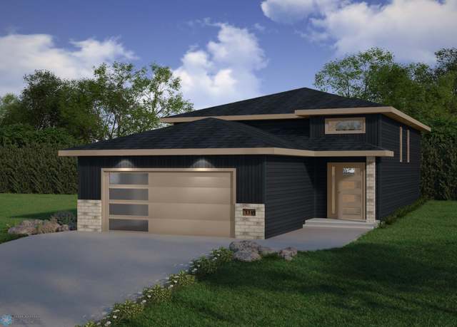 Property at 2414 38 Ave S, Moorhead, MN 56560, 4 beds, 3 baths