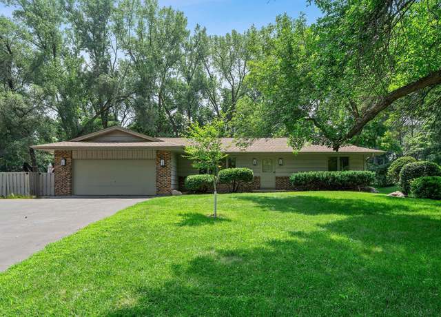 Property at 14641 Crestview Ln, Minnetonka, MN 55345, 3 beds, 3 baths