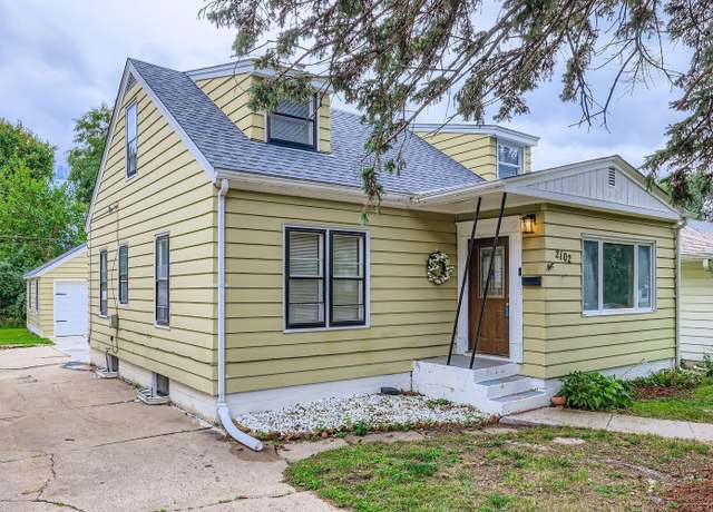 Property at 2102 Sherwood Ave, Saint Paul, MN 55119, 4 beds, 2 baths