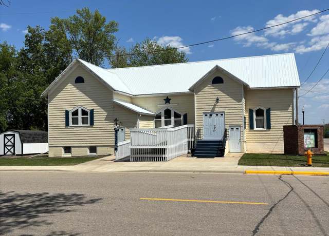 Property at 211 E 1st Ave, Osakis, MN 56360, 3 baths
