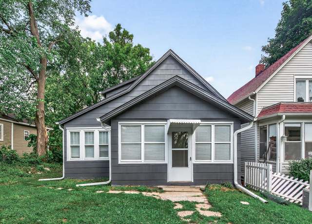 Property at 795 Case Ave, Saint Paul, MN 55106, 3 beds, 1 bath