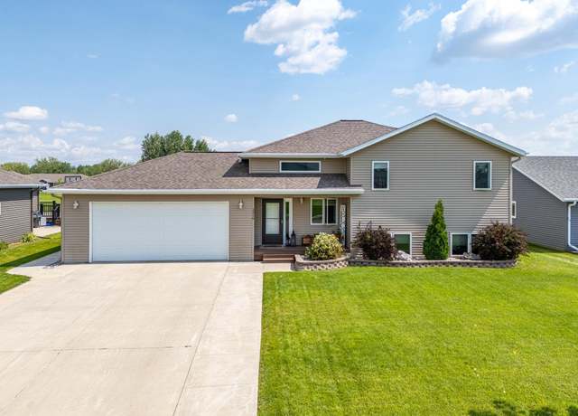 Property at 1316 Barrette St, Crookston, MN 56716, 4 beds, 3 baths