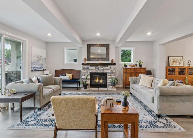 Property at 7465 Glengarry Pl, Eden Prairie, MN 55344, 3 beds, 4 baths
