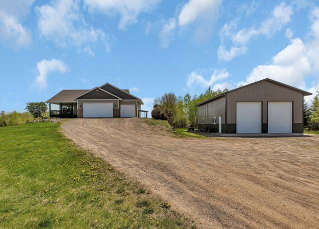 Property at 8742 170th Ave, Oak Park, MN 56357, 4 beds, 3 baths