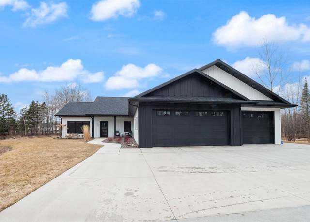Property at 4327 Thielke Cir, Hermantown, MN 55811, 4 beds, 3 baths