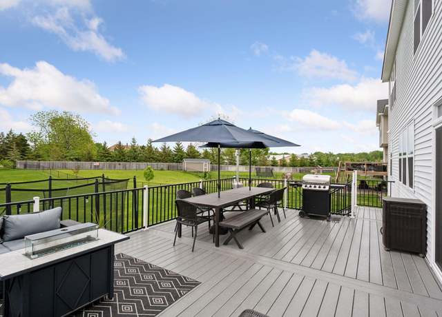Property at 5282 Randolph Ave NE, Otsego, MN 55374, 5 beds, 5 baths