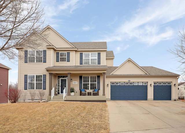 Property at 6273 Hearthstone Ave S, Cottage Grove, MN 55016, 5 beds, 4 baths