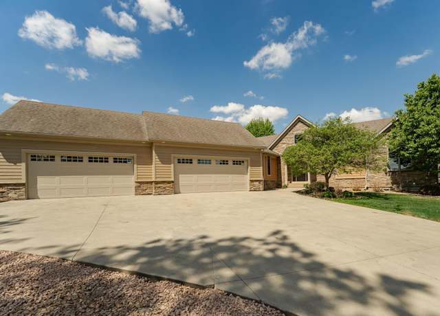 Property at 1315 Wicklow Ln SW, Rochester, MN 55902, 4 beds, 4 baths