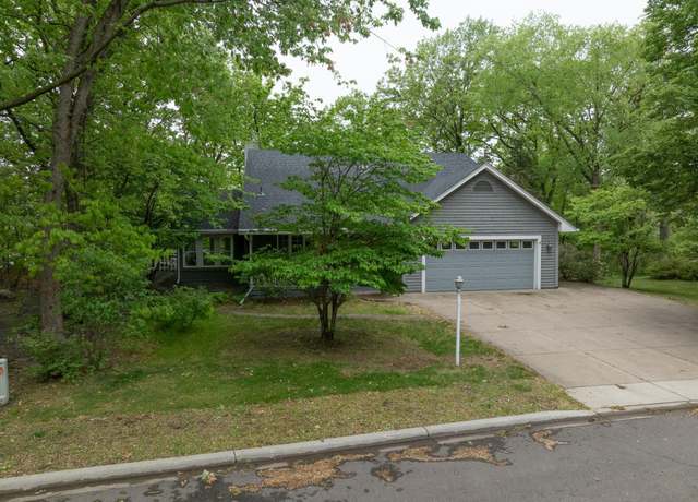 Property at 155 Lost Lake Ct, Mahtomedi, MN 55115, 4 beds, 3 baths