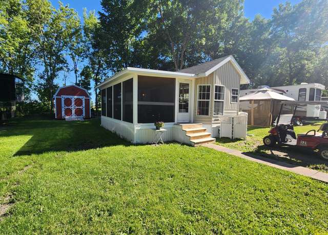 Property at 2945 County Road 4 SW #521, Cokato, MN 55321, 1 bed, 1 bath