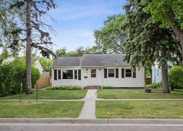 Property at 1514 2nd St N, Fargo, ND 58102, 3 beds, 2 baths