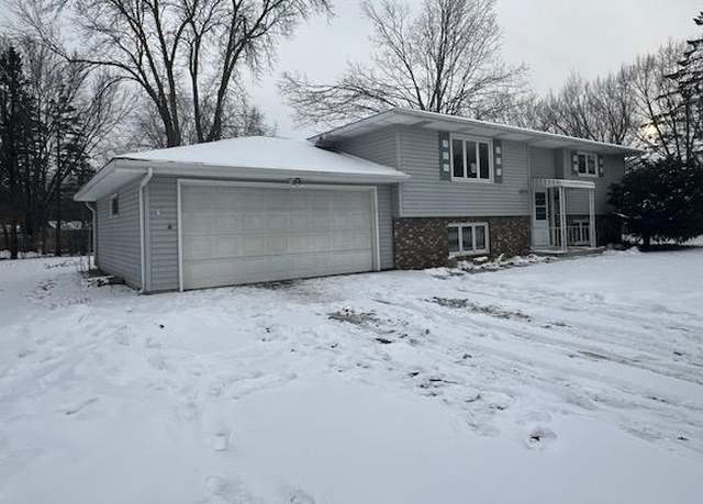 Property at 10337 York Ln, Bloomington, MN 55431, 4 beds, 3 baths